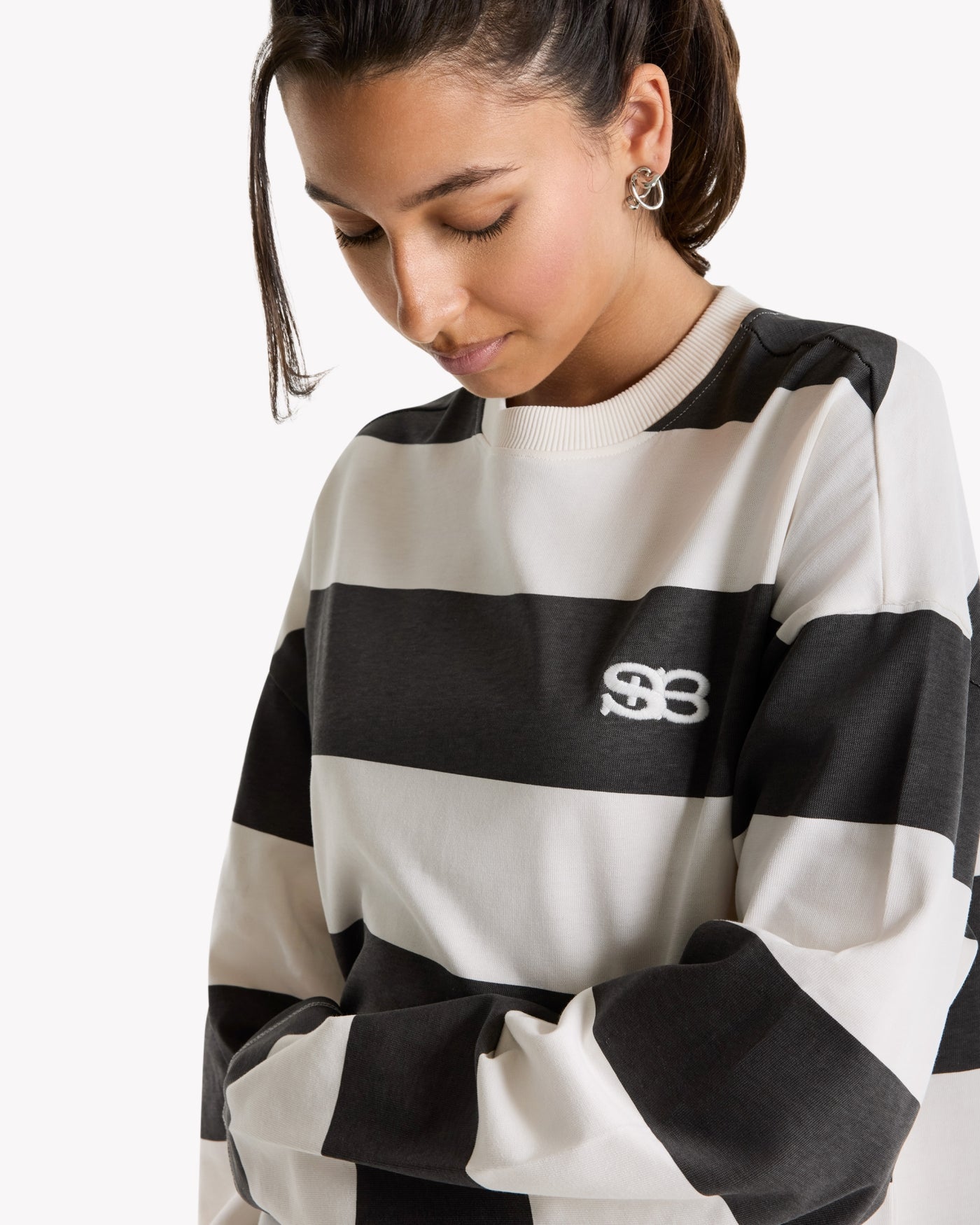 Black/White