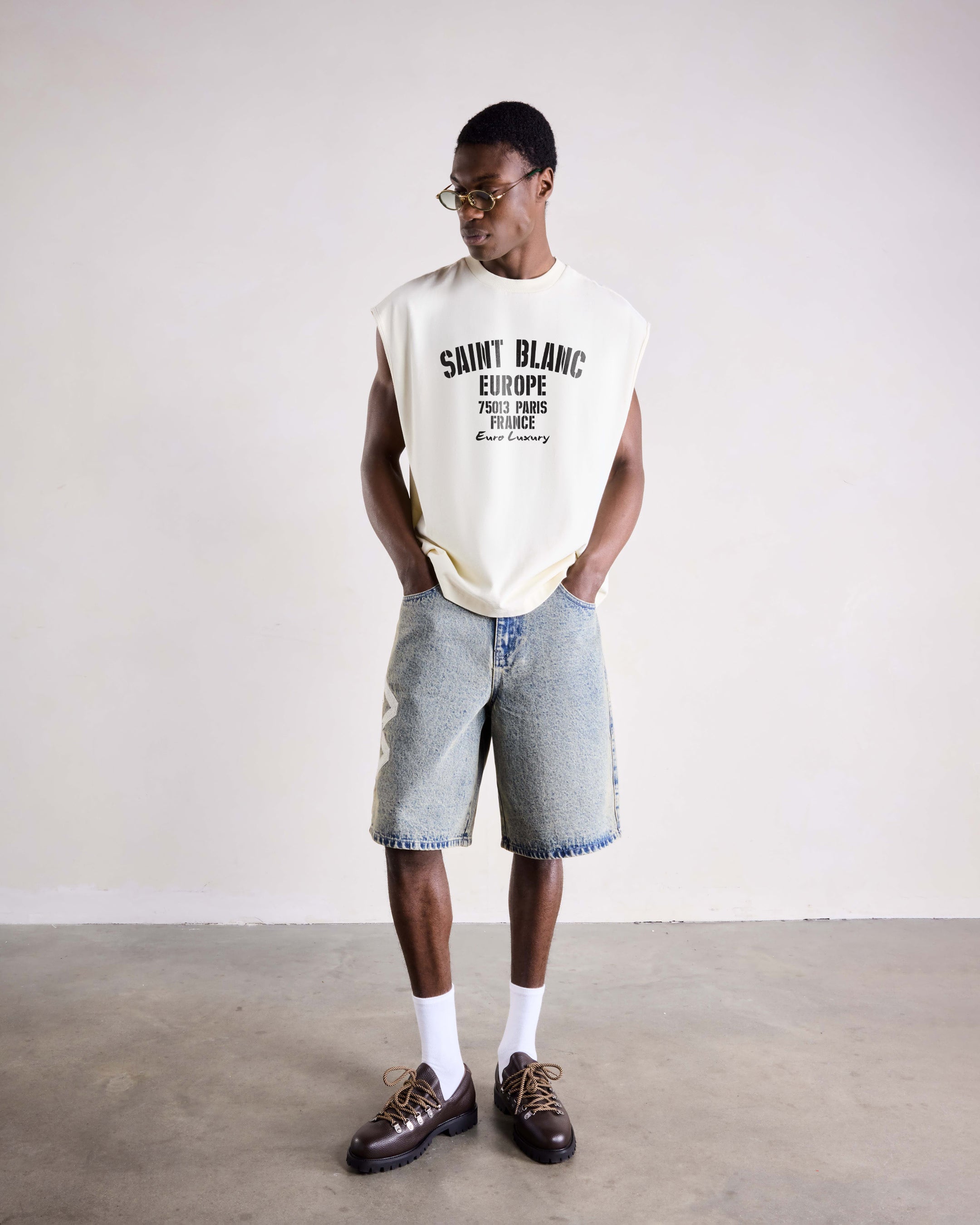 Off White